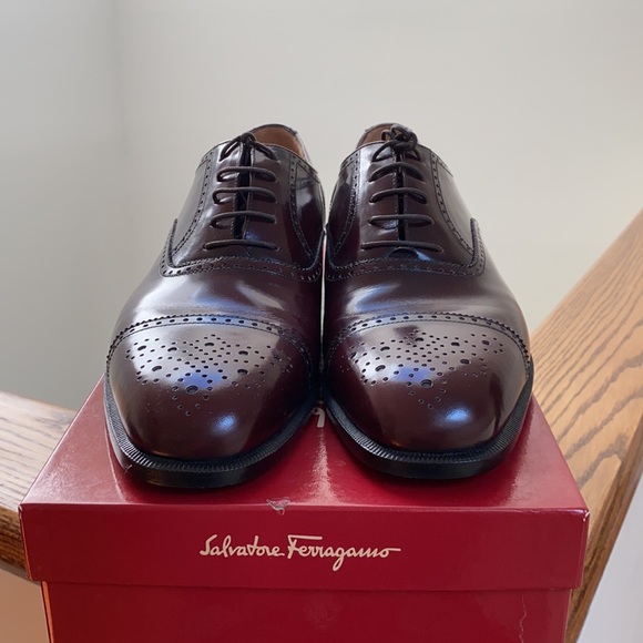 Salvatore Ferragamo Renzo  Leather Wingtip Oxford - Picture 3 of 10